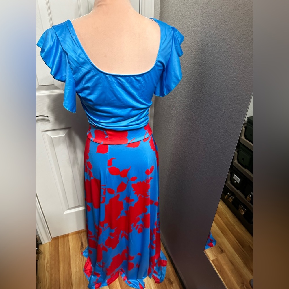VCAY Floral Print Flutter Sleeve Crop Top & Boho Tropical Long Skirt - Picture 12 of 16